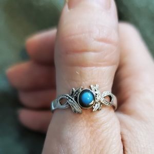 Tribal patterned silver and blue ring size 8